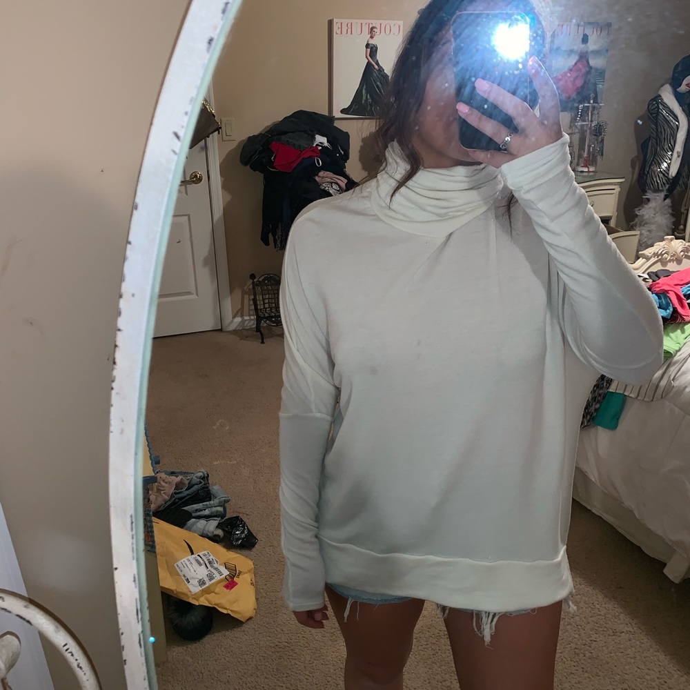 MADISON 🌸& BERKELEY 🌸SWEATER